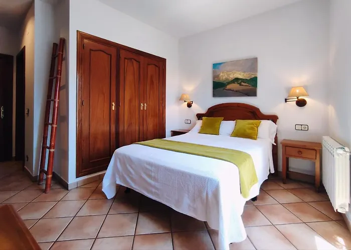 Отель Hotel Rural Labadia De Sieste Сиесте